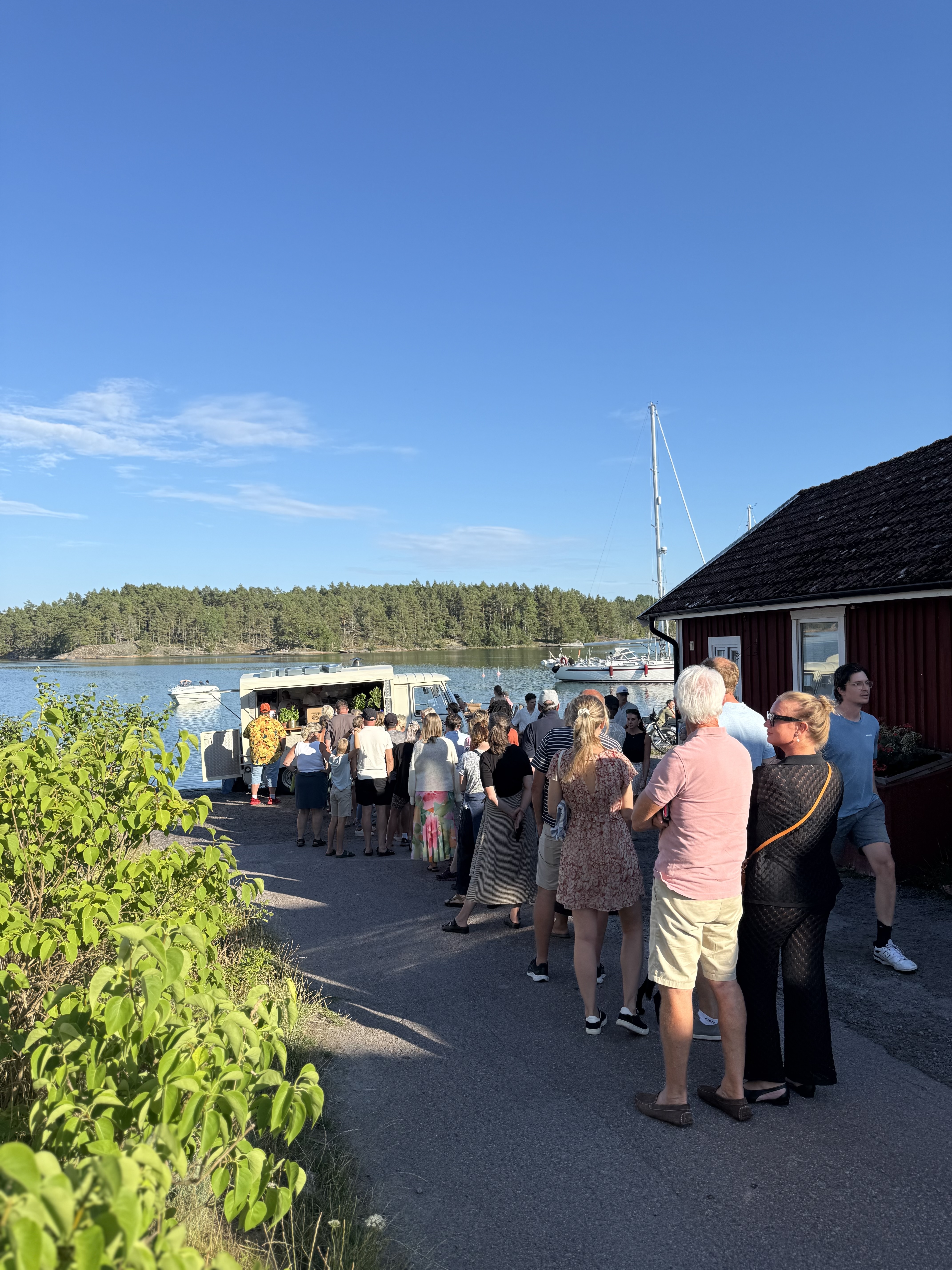 Serveringsluckan på Degbussen